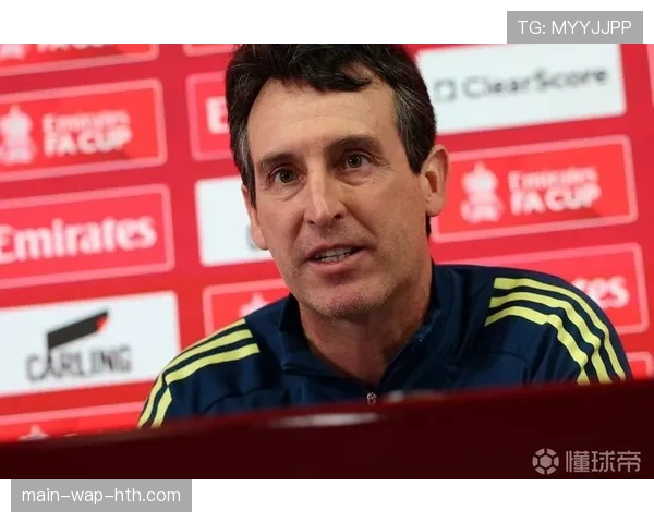 维拉主帅埃梅里专访:详解其5-3-2防守体系如何在本赛季取得成功 维拉主帅埃梅里专访:详解其5-3-2防守体系如何在本赛季取得成功